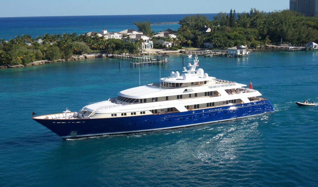 Mega Yachts luxury charter worldwide