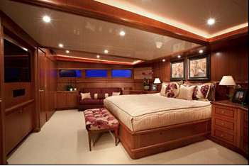 Charter Motor Yacht At Last Master Stateroom