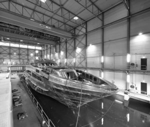 Heesen Yachts HY16650 hull bow