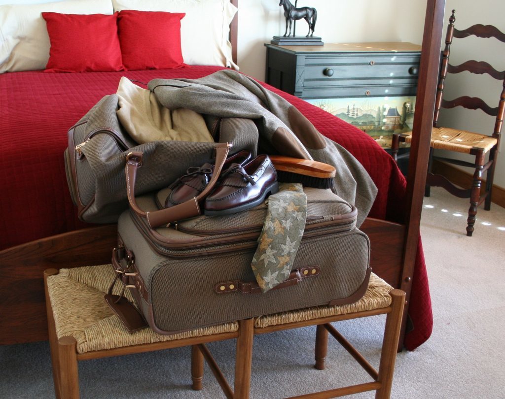 Travel Tips luggage, suitcase , hotel room