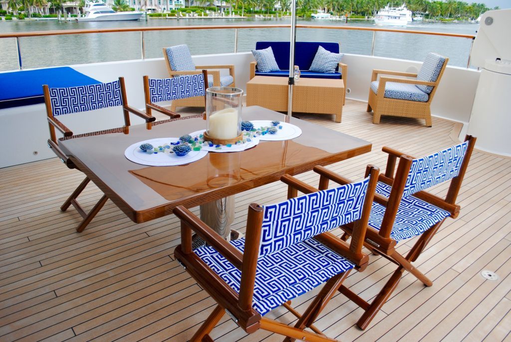 Four Wishes, Private Charter Yacht Aft Deck Dining