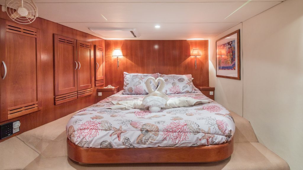 Good Vibrations, master suite, luxury charter sailing catamaran, Caribbean yachting vacation