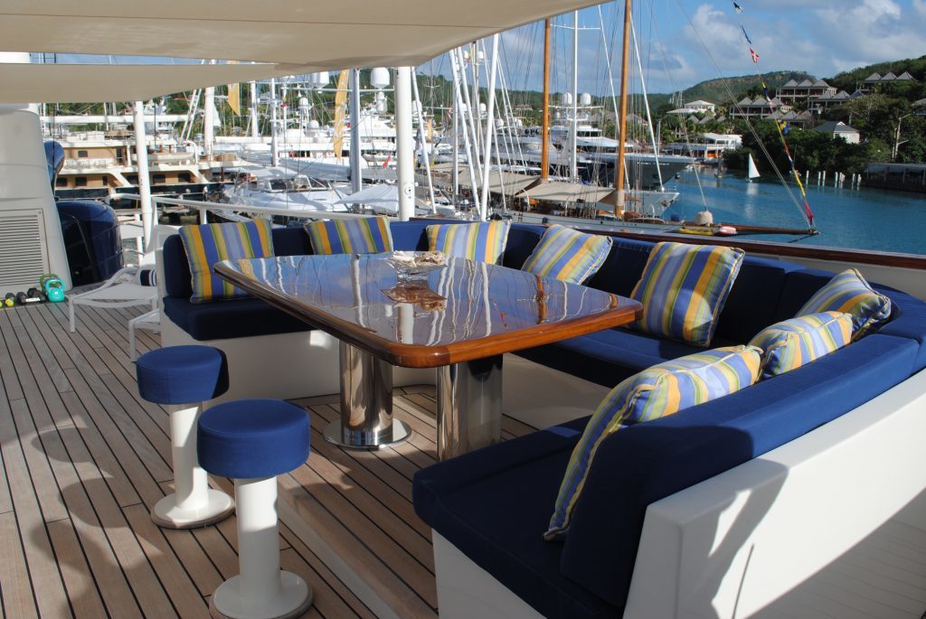 Seawolf, Luxury crewed super yacht, sundeck dining