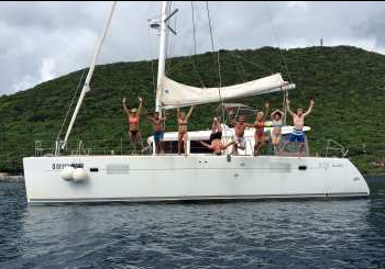 Delicia, charter sailing catamaran