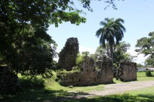 panama-colonial-ruins