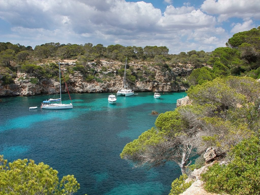 Mallorca and Menorca Yacht Charter: Balearic Islands Yacht Charter