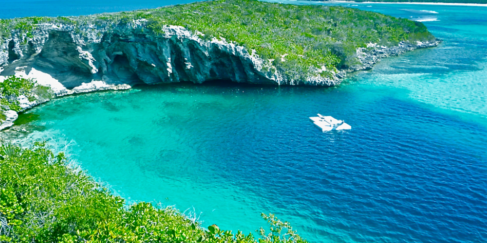 Deans Blue Hole, Atlantic Coast, Long Island, Bahamas