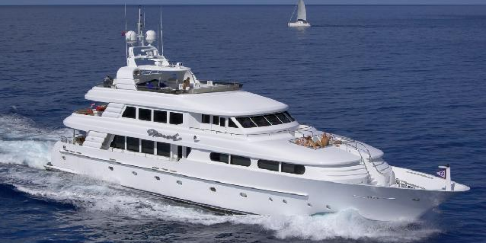 Luxury Motor Yacht Namoh Bahamas Caribbean